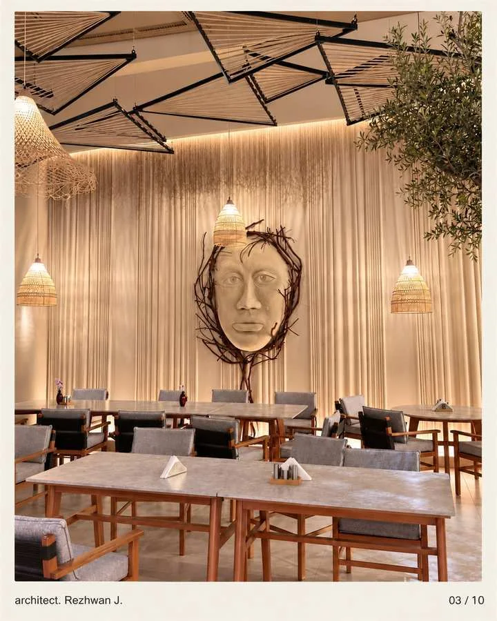 La Perla Restaurant — view 4